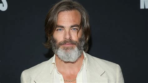 chris pine größe|Chris Pine Bio, Age, Wife, Family, Height, Net Worth,。